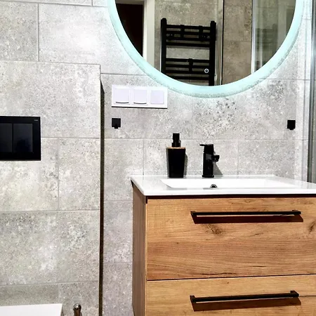 W Starej Wieży By Libertarent Apartament *