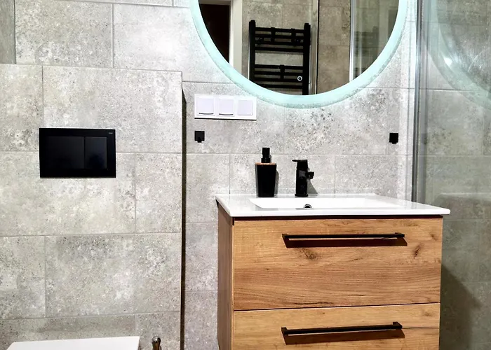 W Starej Wiezy By Libertarent Daire *